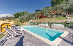 3 Bedroom Cozy Home In Camaiore Lu
